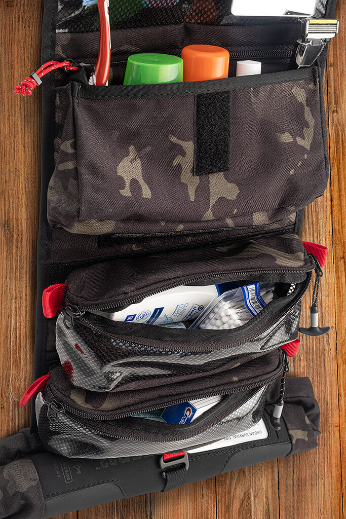 STEP 22 Gear Hedgehog Toiletry Roll Mens Toiletry Bag