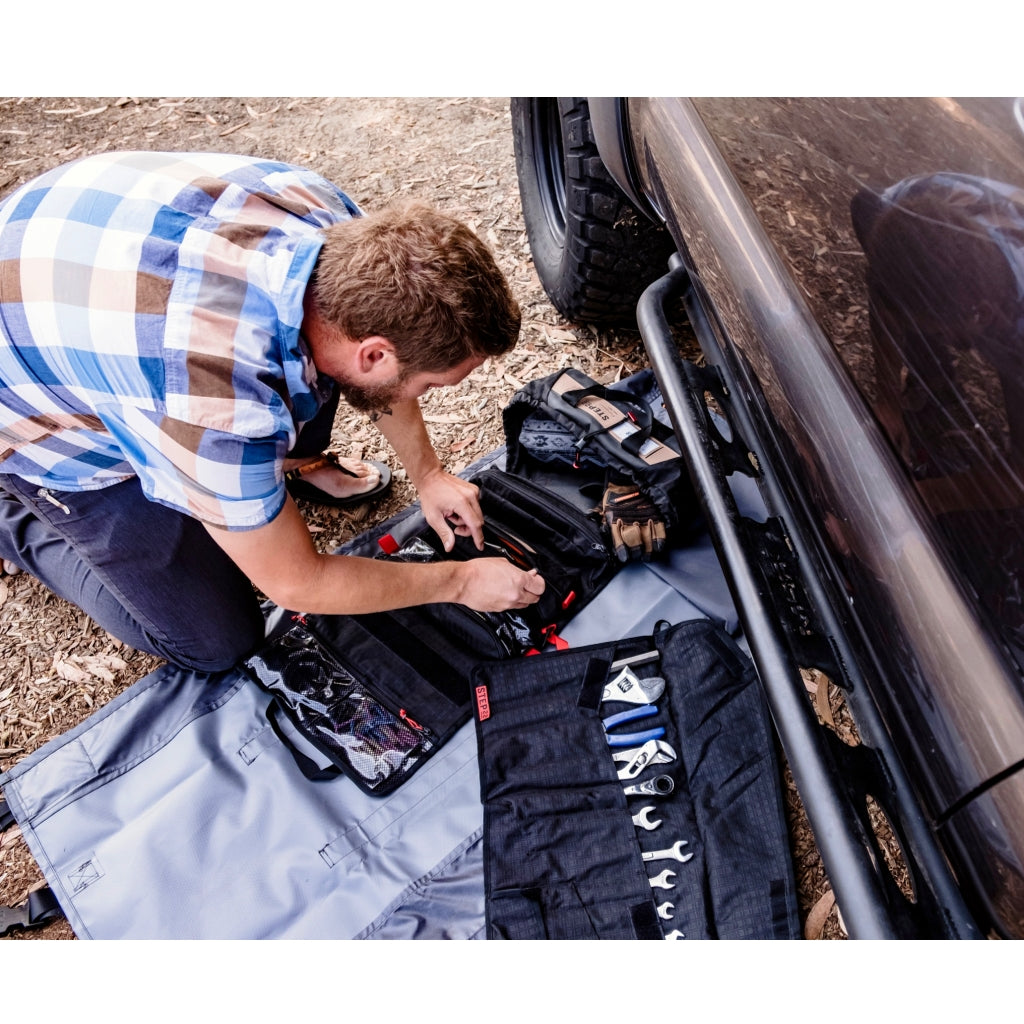 STEP 22 Gear Pangolin Tool Roll Tool Bag