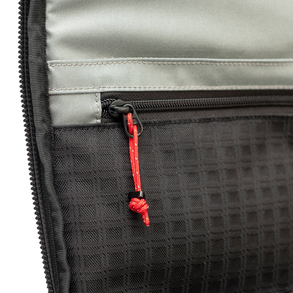 STEP 22 Gear Stingray Flat Box Collapsible Gear Storage Box Camp Kitchen Box